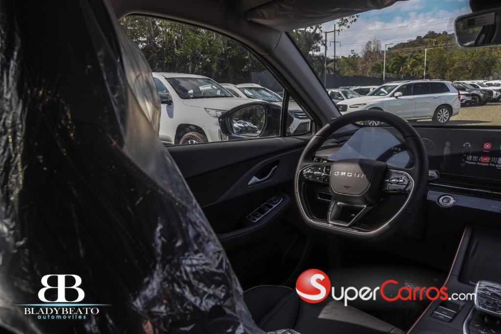 2026 OMODA C5 Luxury — foto 8 / 12