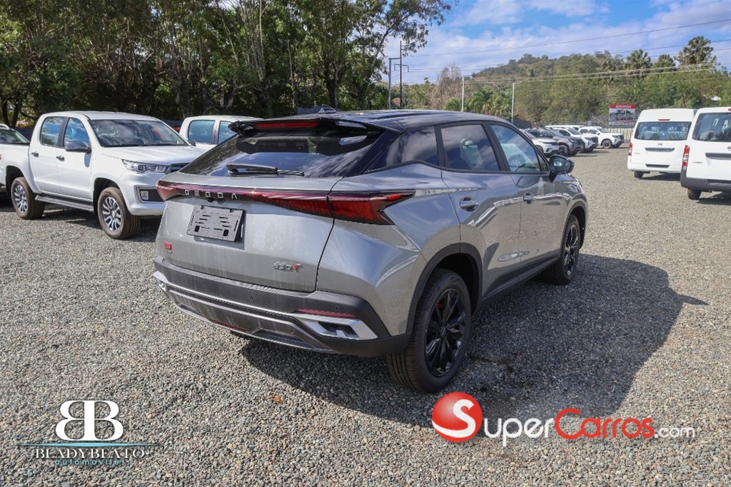 2026 OMODA C5 Luxury — foto 10 / 12