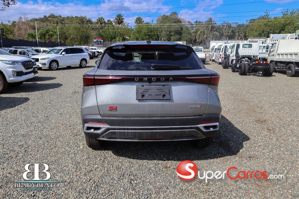 2026 OMODA C5 Luxury — foto 11 / 12