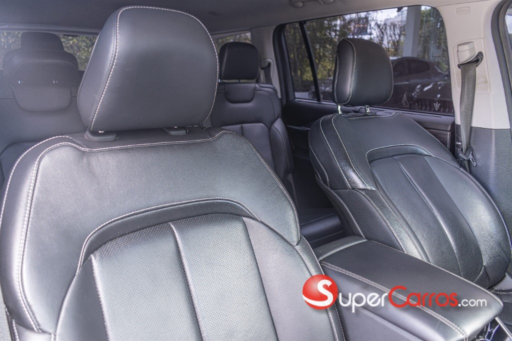 2023 Jeep Grand Cherokee L — foto 9 / 12