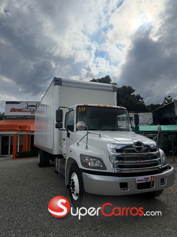 2019 Hino 338