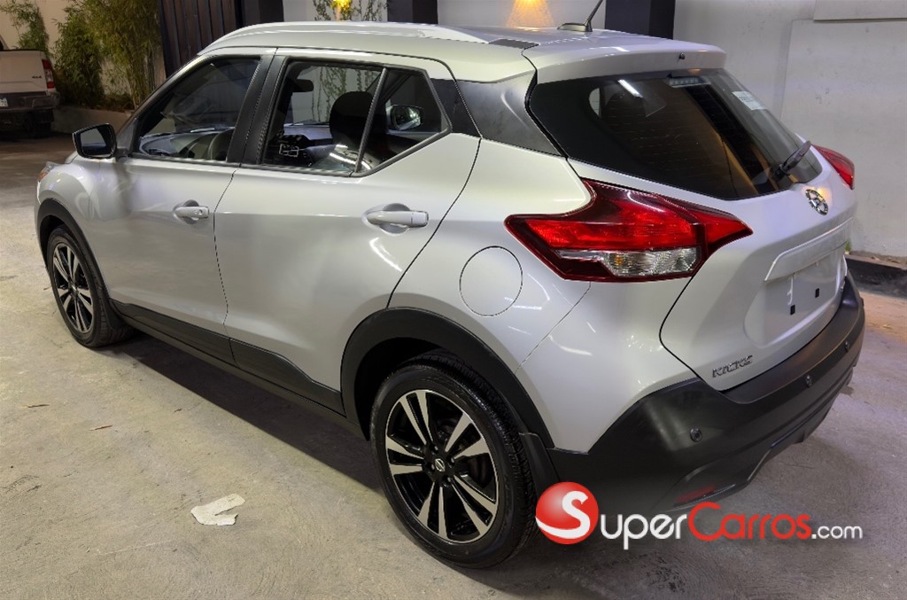 2020 Nissan Kicks SV — foto 3 / 6