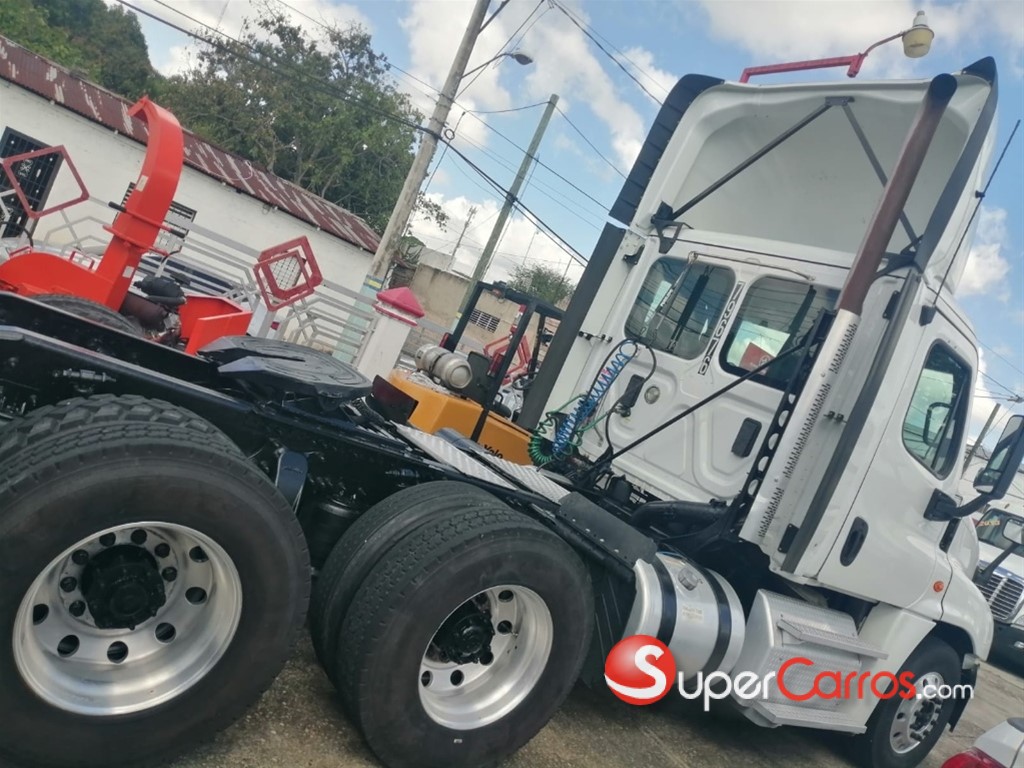 2017 Freightliner Cascadia — foto 10 / 10