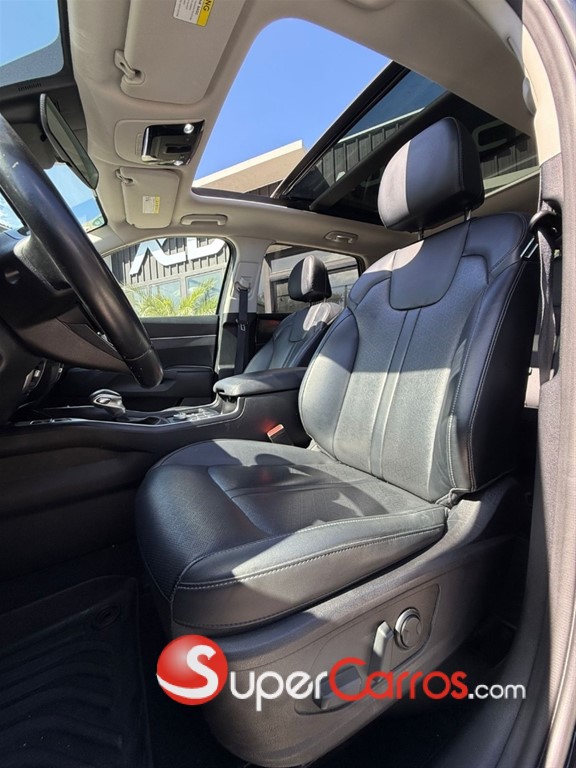 2021 Kia Sorento S — foto 8 / 12