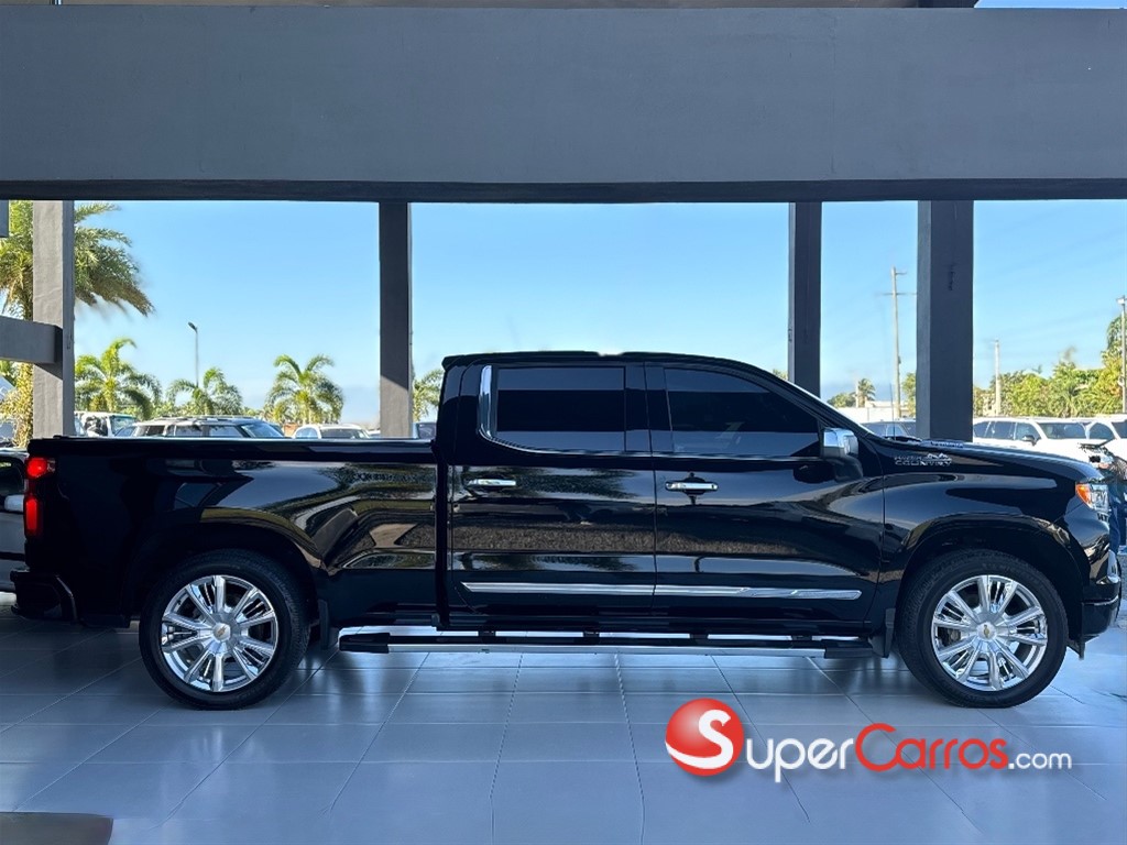 2023 Chevrolet Silverado High Country Duramax — foto 3 / 12