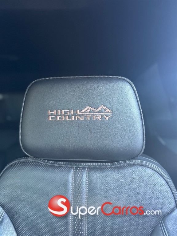 2023 Chevrolet Silverado High Country Duramax — foto 10 / 12