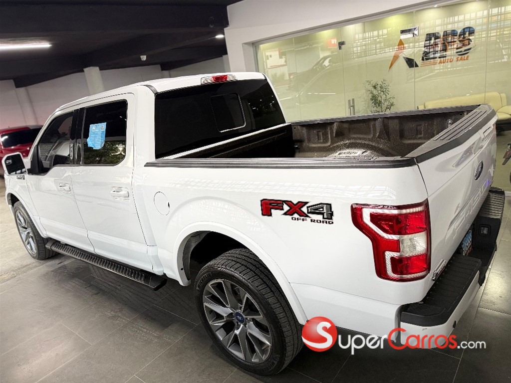 2018 Ford F 150 FX4 — foto 10 / 11
