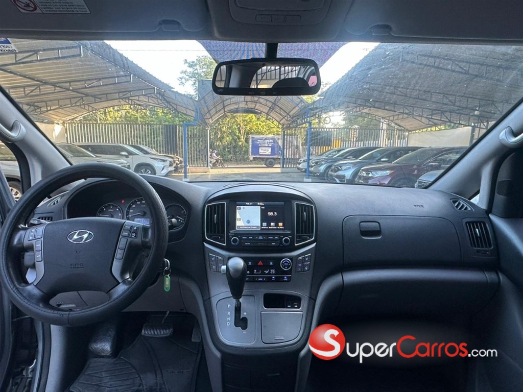 2018 Hyundai Grand Starex — foto 5 / 8