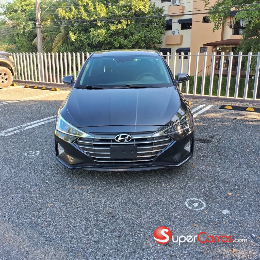 2020 Hyundai Elantra SEL — foto 2 / 10
