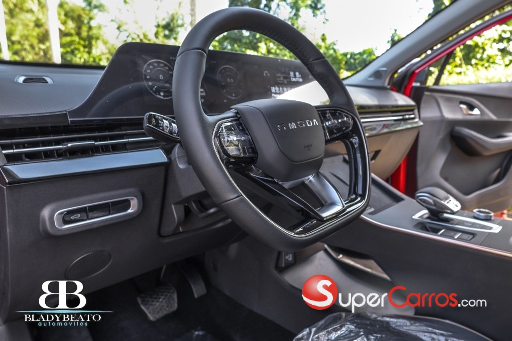 2026 OMODA C5 Luxury — foto 2 / 10