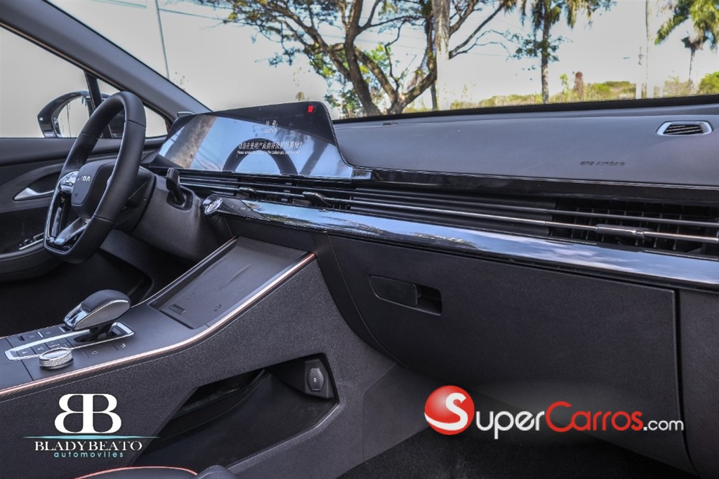2026 OMODA C5 Luxury — foto 5 / 10