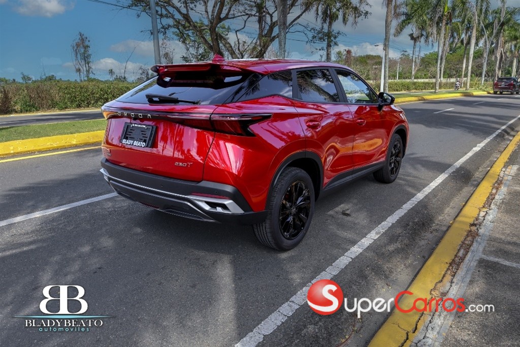 2026 OMODA C5 Luxury — foto 9 / 10