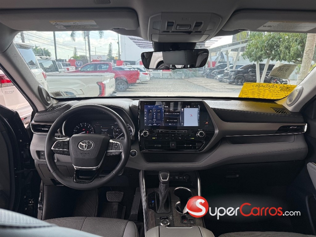 2021 Toyota Highlander Limited — foto 11 / 12
