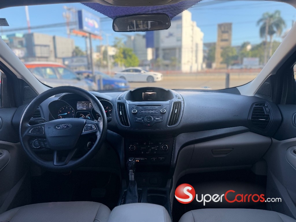 2017 Ford Escape SE Ecoboost — foto 6 / 9