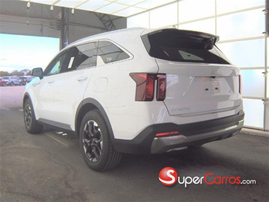 2024 Kia Sorento S — foto 5 / 11