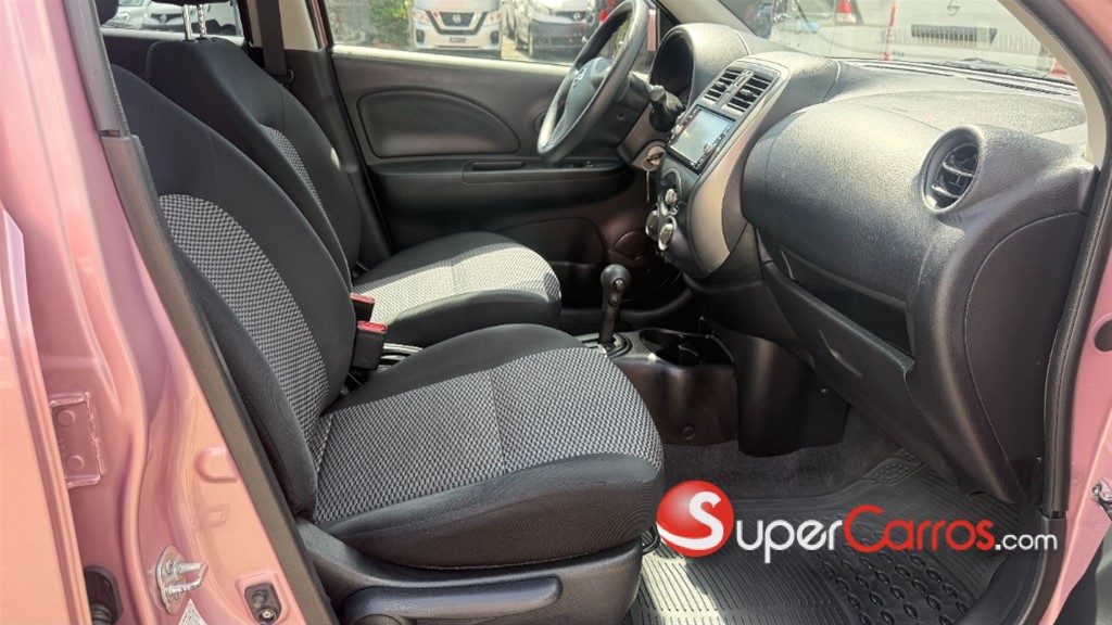 2020 Nissan March — foto 6 / 12