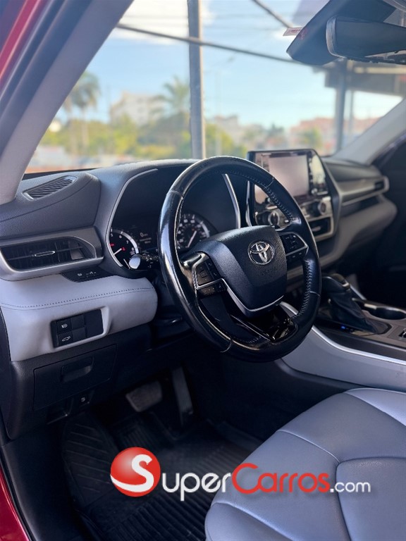 2021 Toyota Highlander XLE — foto 12 / 12