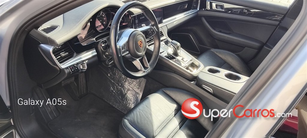 2018 Porsche Panamera — foto 2 / 7