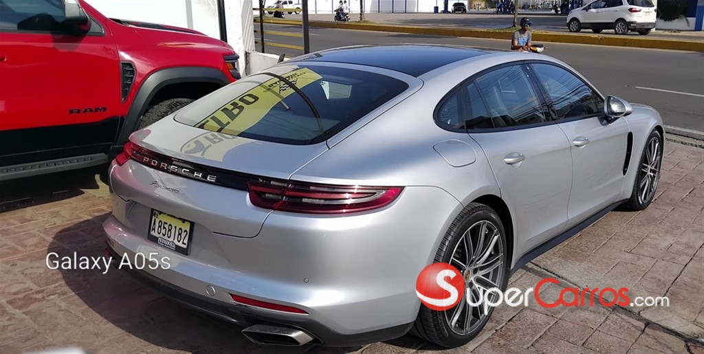 2018 Porsche Panamera — foto 6 / 7