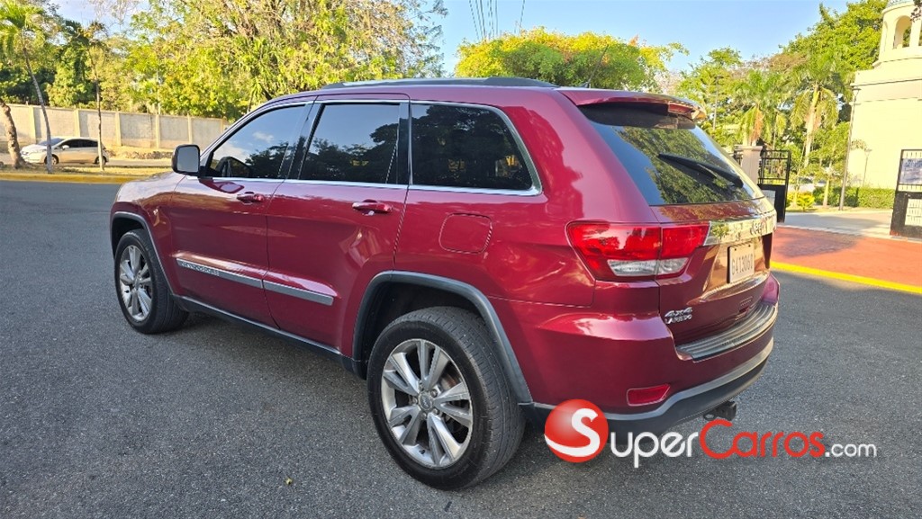 2013 Jeep Grand Cherokee Laredo 4x4 — foto 4 / 11