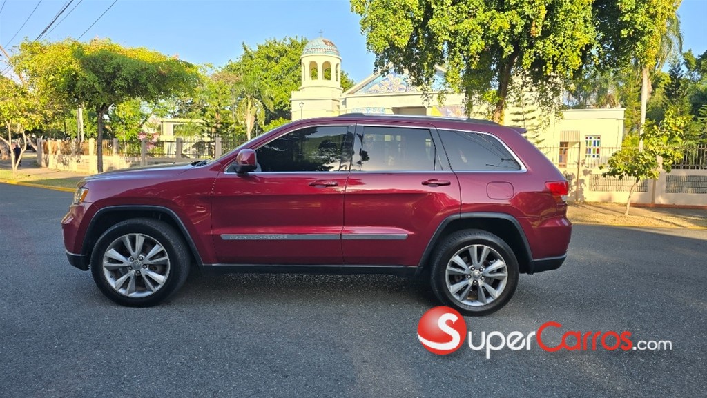 2013 Jeep Grand Cherokee Laredo 4x4 — foto 5 / 11
