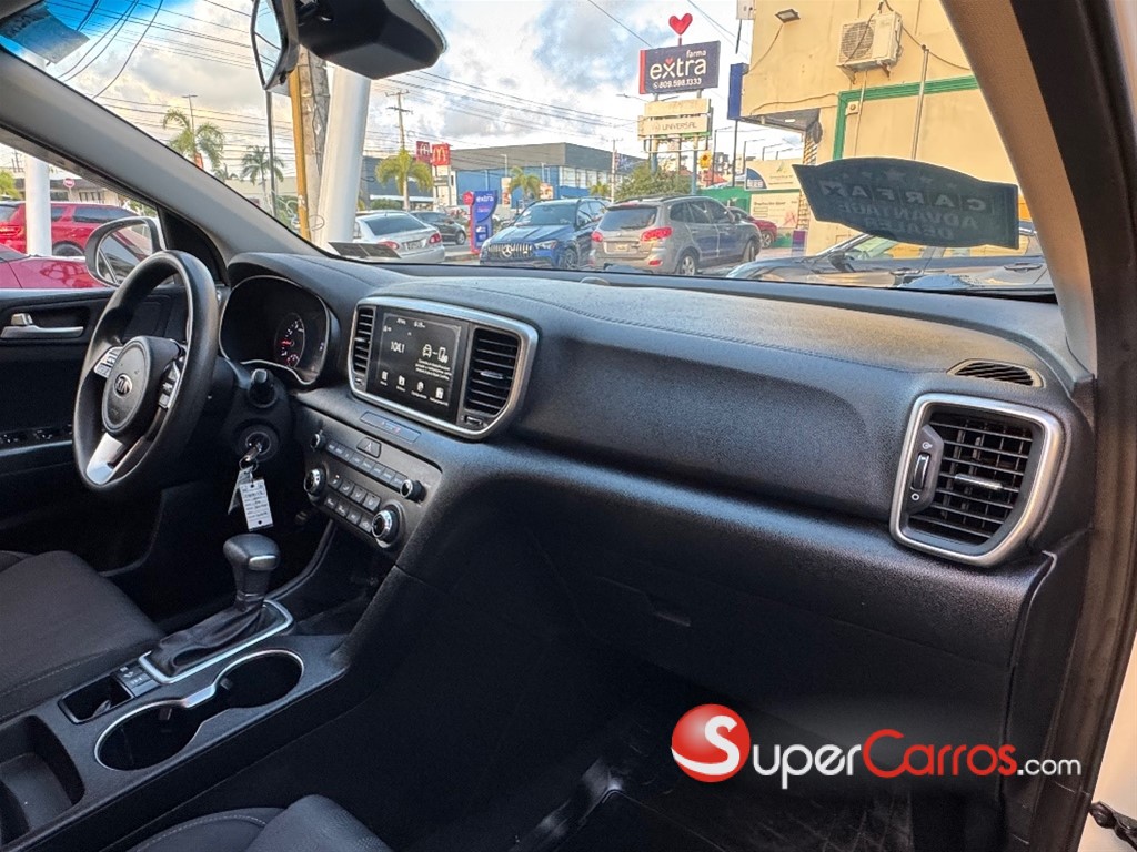 2020 Kia Sportage LX — foto 12 / 12