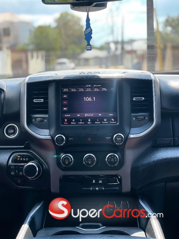 2019 Dodge Ram 1500 — foto 6 / 12