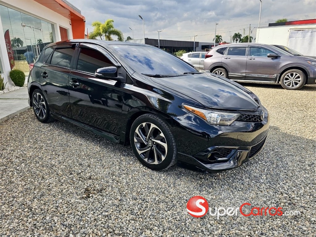 2017 Toyota Corolla IM — foto 2 / 6