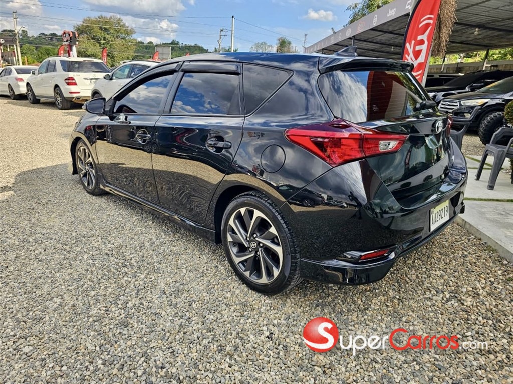 2017 Toyota Corolla IM — foto 4 / 6
