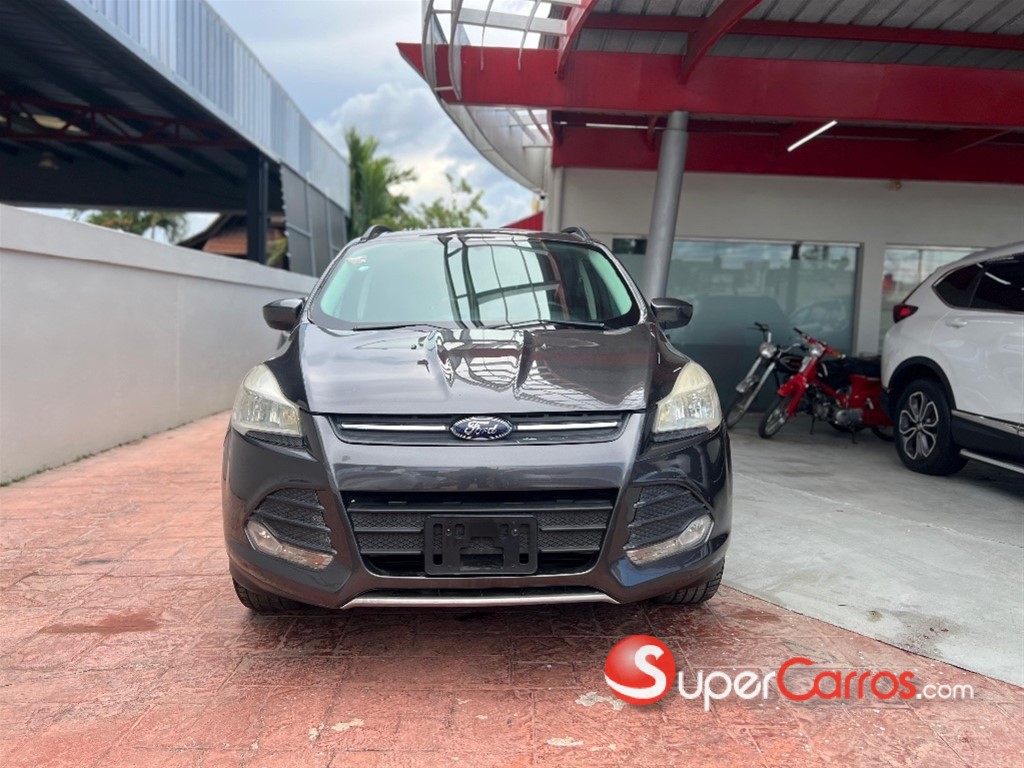 2016 Ford Escape SE Ecoboost — foto 2 / 10