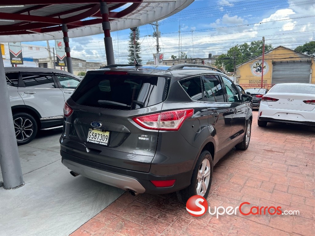 2016 Ford Escape SE Ecoboost — foto 3 / 10