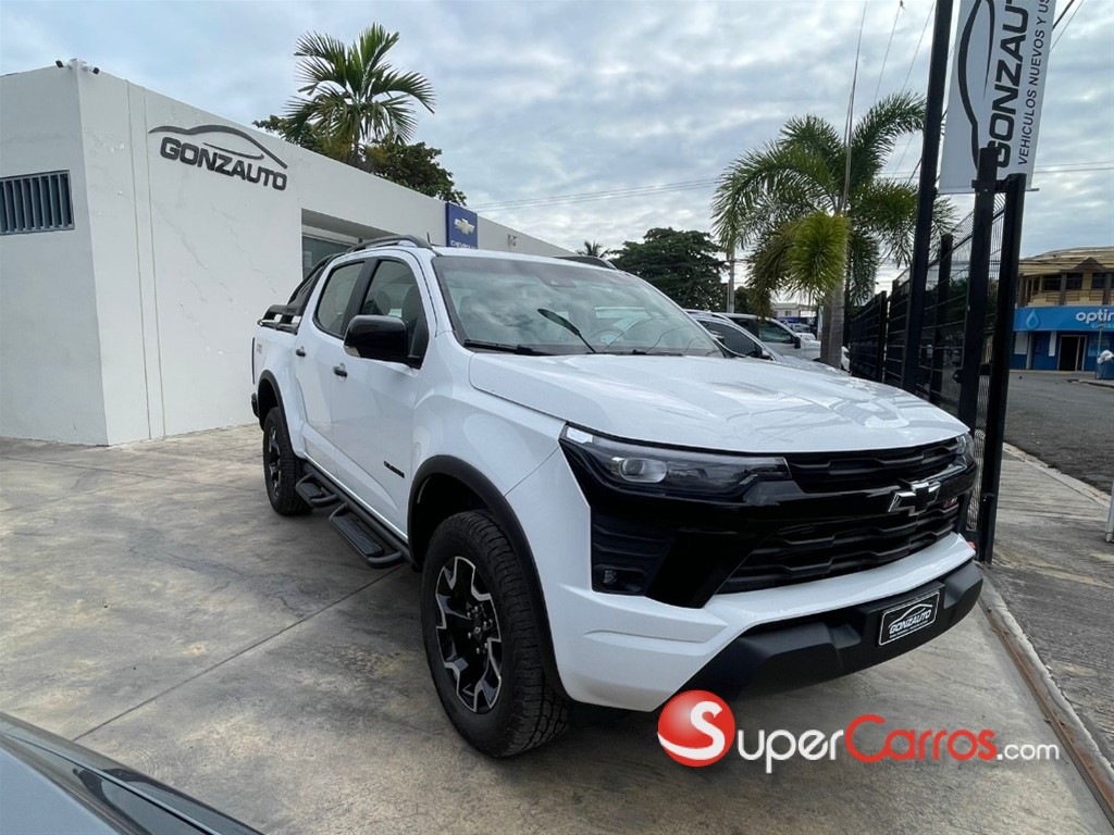 2026 Chevrolet Colorado Z71 — foto 2 / 9