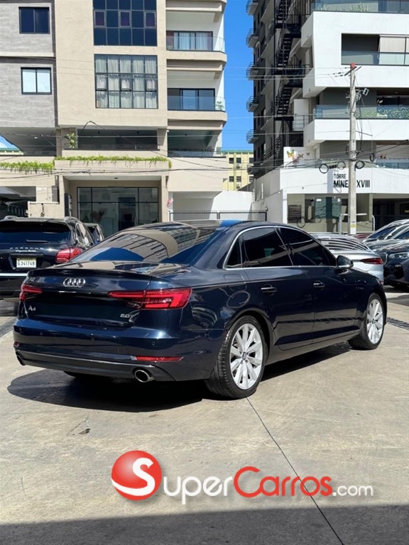 2017 Audi A4 Premium Plus — foto 4 / 7