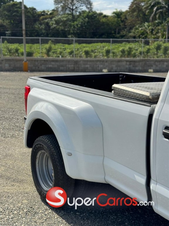 2020 Ford F 350 Super Duty — foto 3 / 12