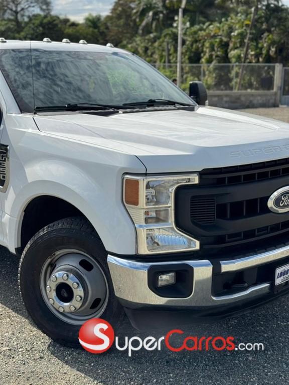 2020 Ford F 350 Super Duty — foto 6 / 12