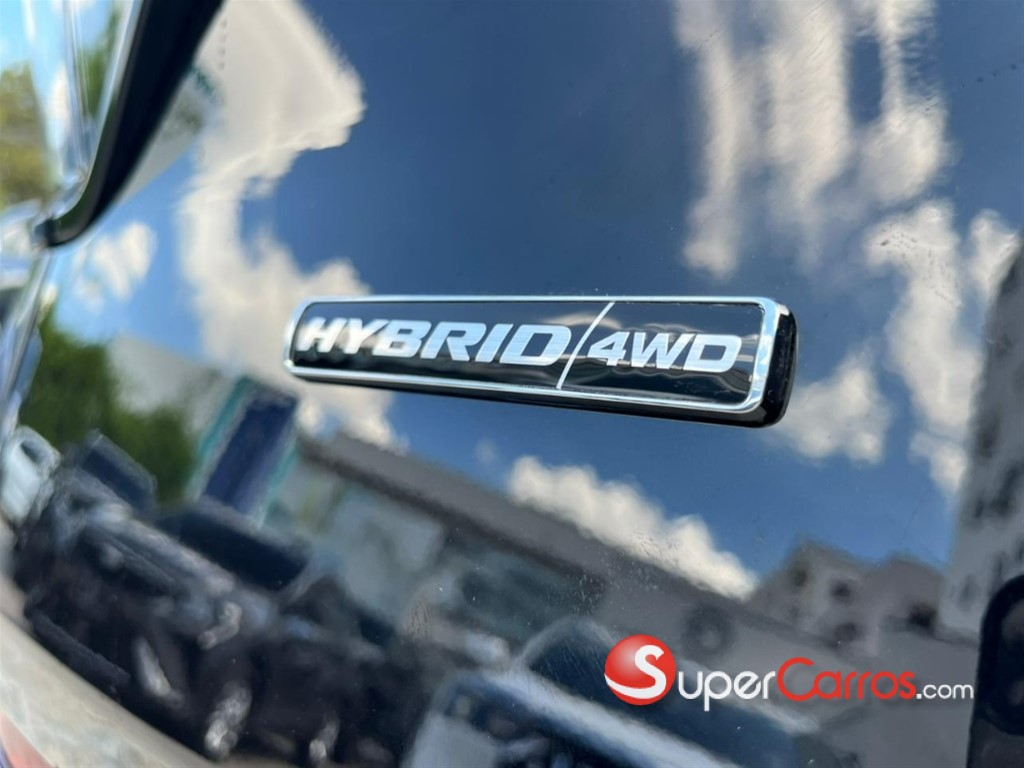 2026 Ford EDGE Titanium — foto 2 / 12