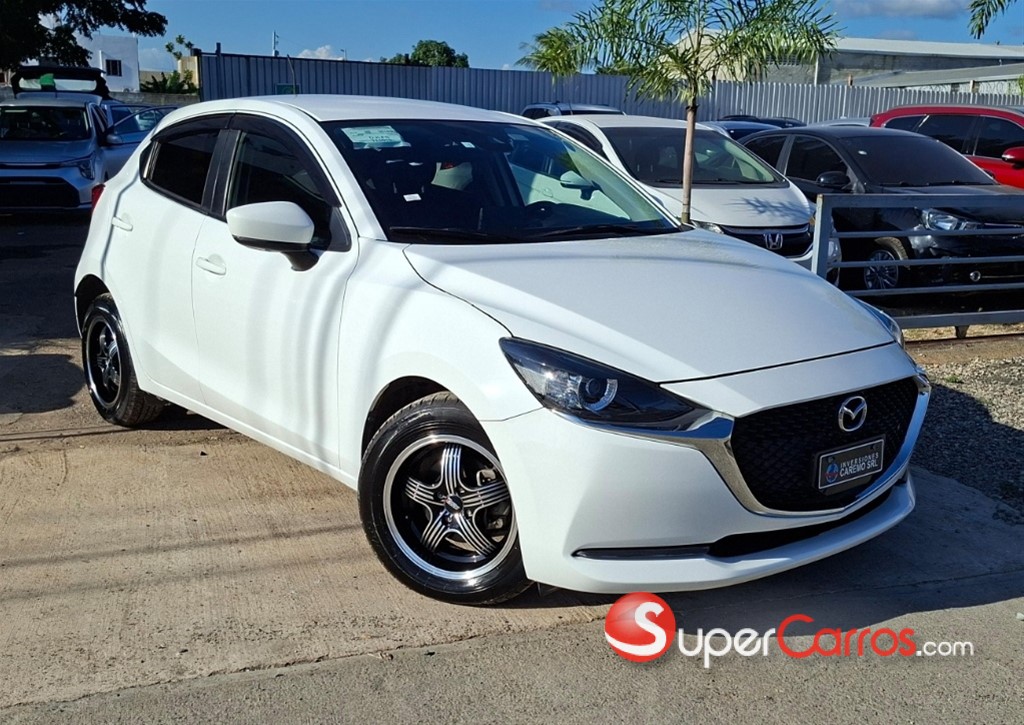 2020 Mazda 2 — foto 2 / 9