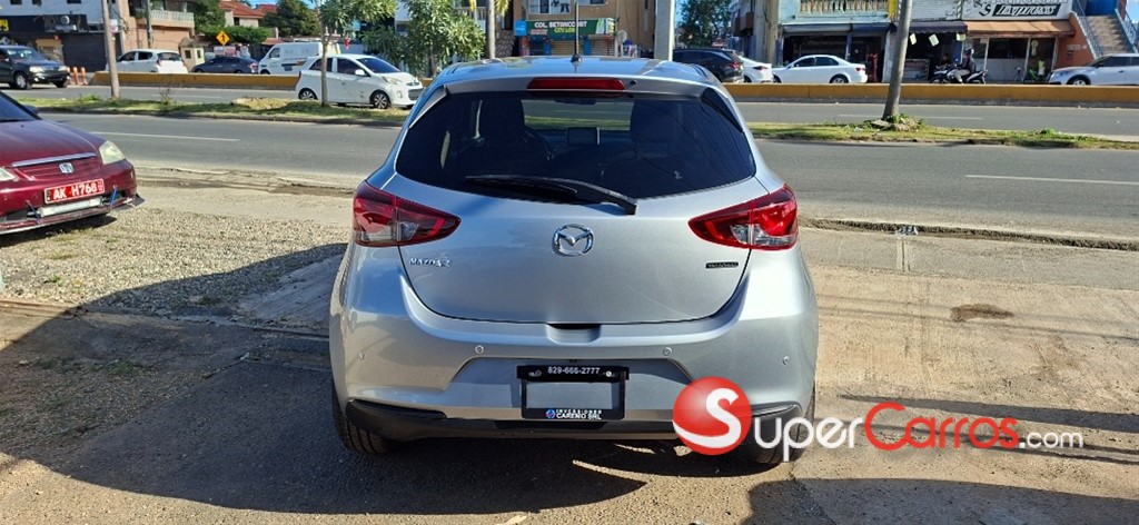 2021 Mazda 2 — foto 6 / 9
