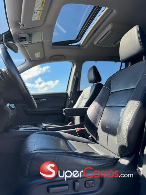 2021 Honda Pilot Touring — foto 3 / 8