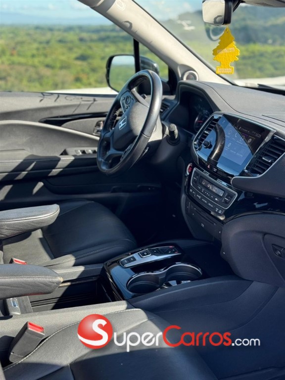 2021 Honda Pilot Touring — foto 6 / 8