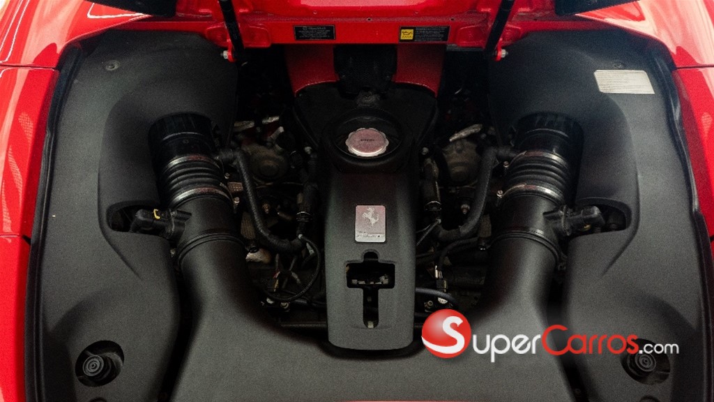 2021 Ferrari F8 Spider — foto 11 / 12