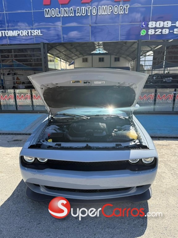 2020 Dodge Challenger SXT — foto 3 / 12