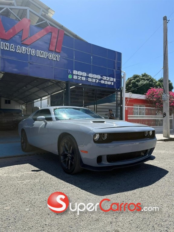 2020 Dodge Challenger SXT — foto 11 / 12