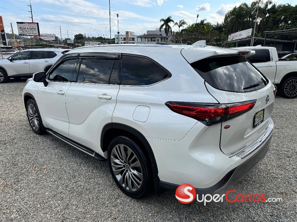 2021 Toyota Highlander Platinum — foto 4 / 10