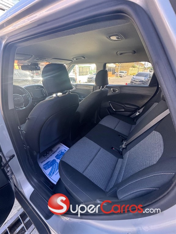 2020 Kia Soul S — foto 4 / 12