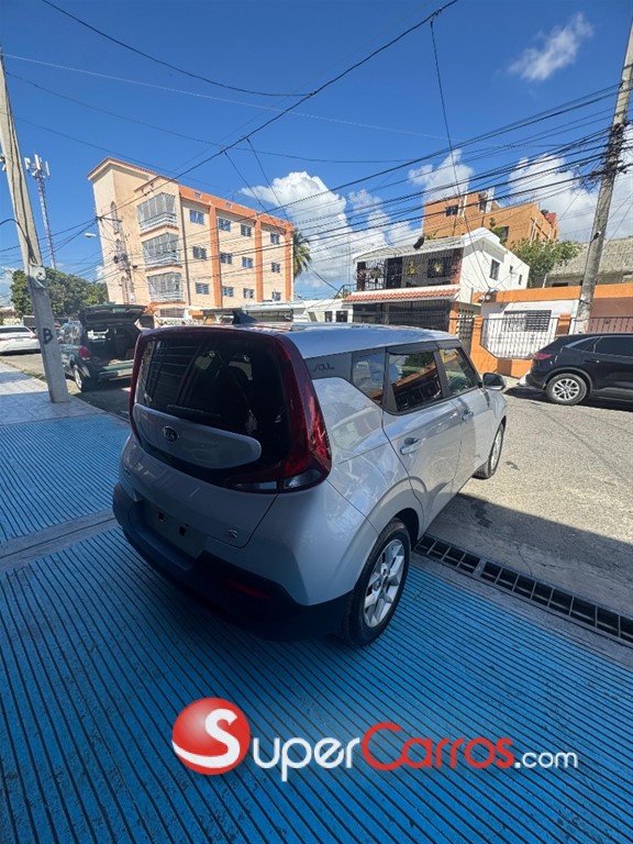 2020 Kia Soul S — foto 7 / 12