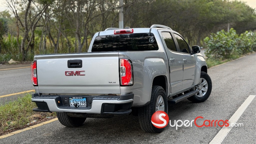 2016 GMC Canyon — foto 2 / 10