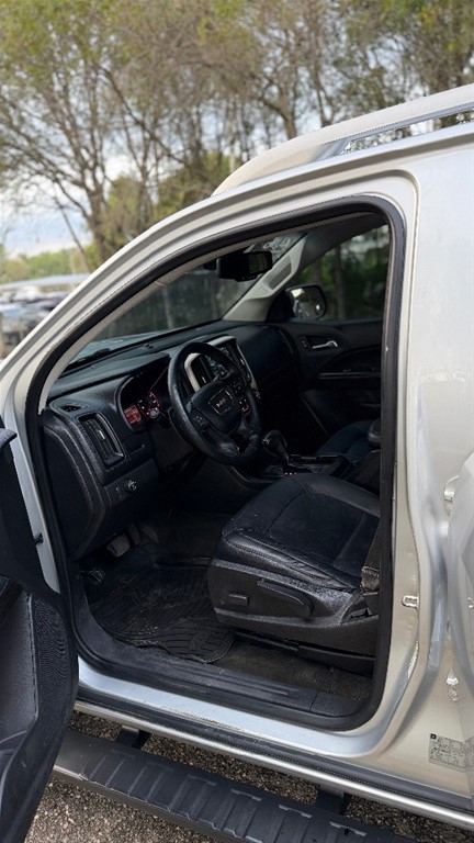 2016 GMC Canyon — foto 7 / 10