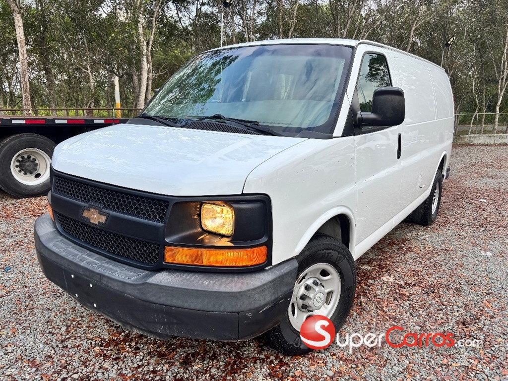 2016 Chevrolet Express G2500