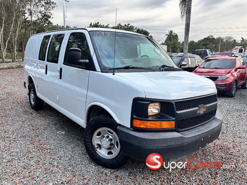 2016 Chevrolet Express G2500 — foto 2 / 9